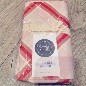 Brand new Apron - Sewing Down South Brand